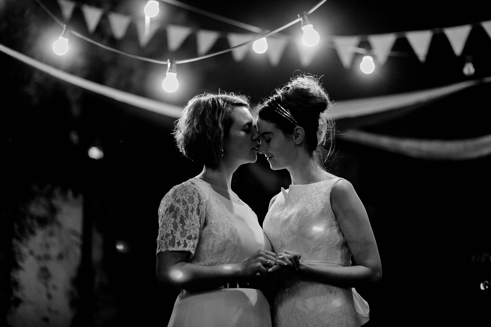 lesbisches Brautpaar Hochzeitsfotograf Berlin